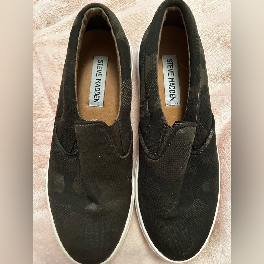 Army Print Steve Madden Sneakers